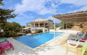 2 Bedroom Cozy Home In Rousset Les Vignes